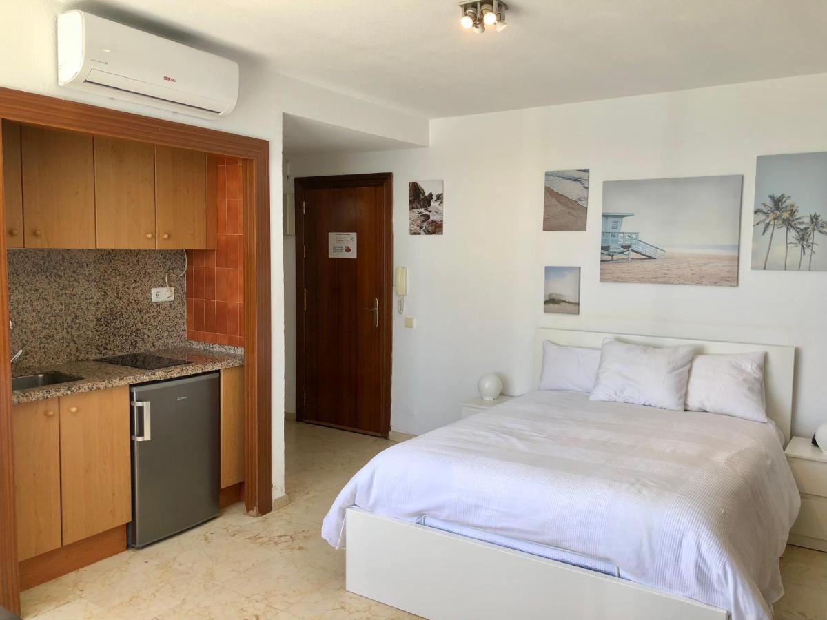 Apartamentos La Roca Costa Del Sol 托雷莫利诺斯 外观 照片